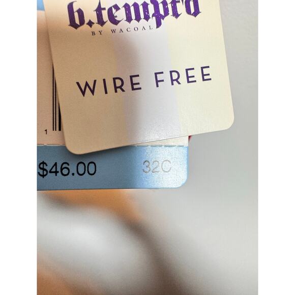 Brand New B. Tempt'd Wire Free Red T-Shirt Bra women's 32C - Picture 3 of 8